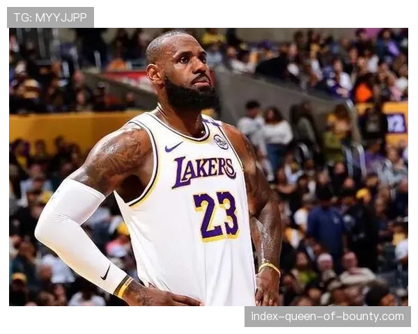 湖人三分命中率提升至41% 外线火力成近期亮点