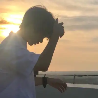 伏妍芊